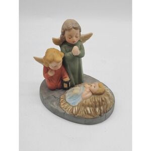 Lefton China Hand Painted Baby Jesus and Angels P10
